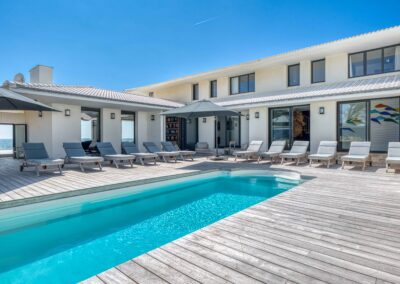 piscine-exterieure-villa-oceans-credit-photo-jpkvision360