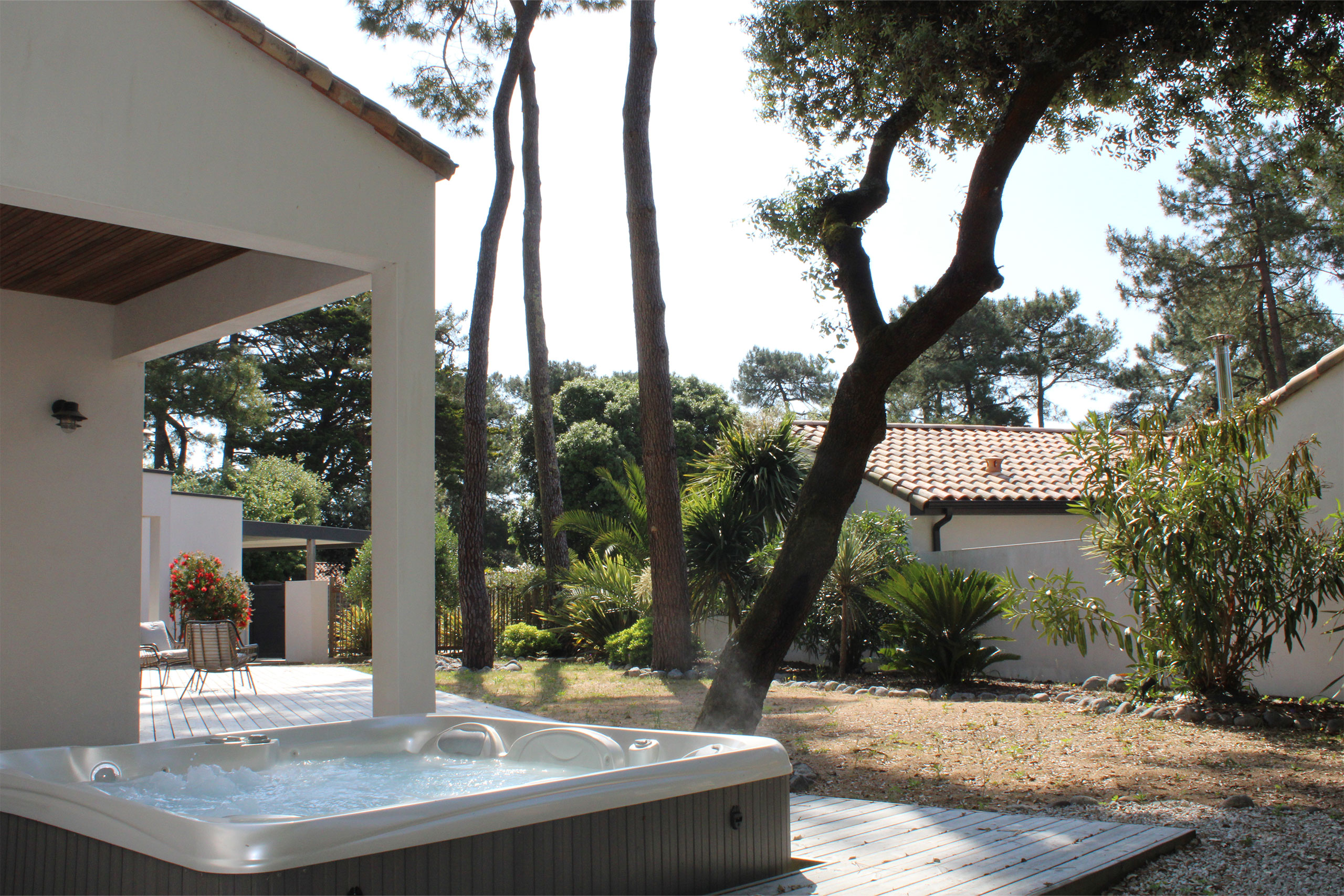jacuzzi villa pinède