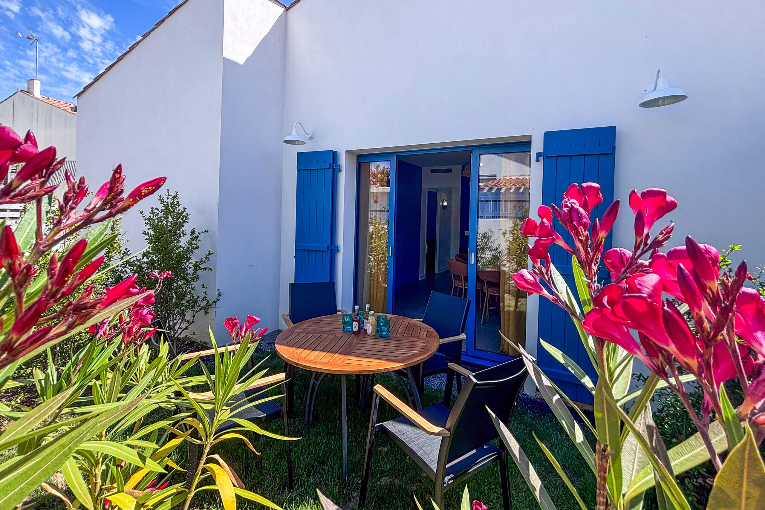 extérieur maison cocon saint gilles croix de vie