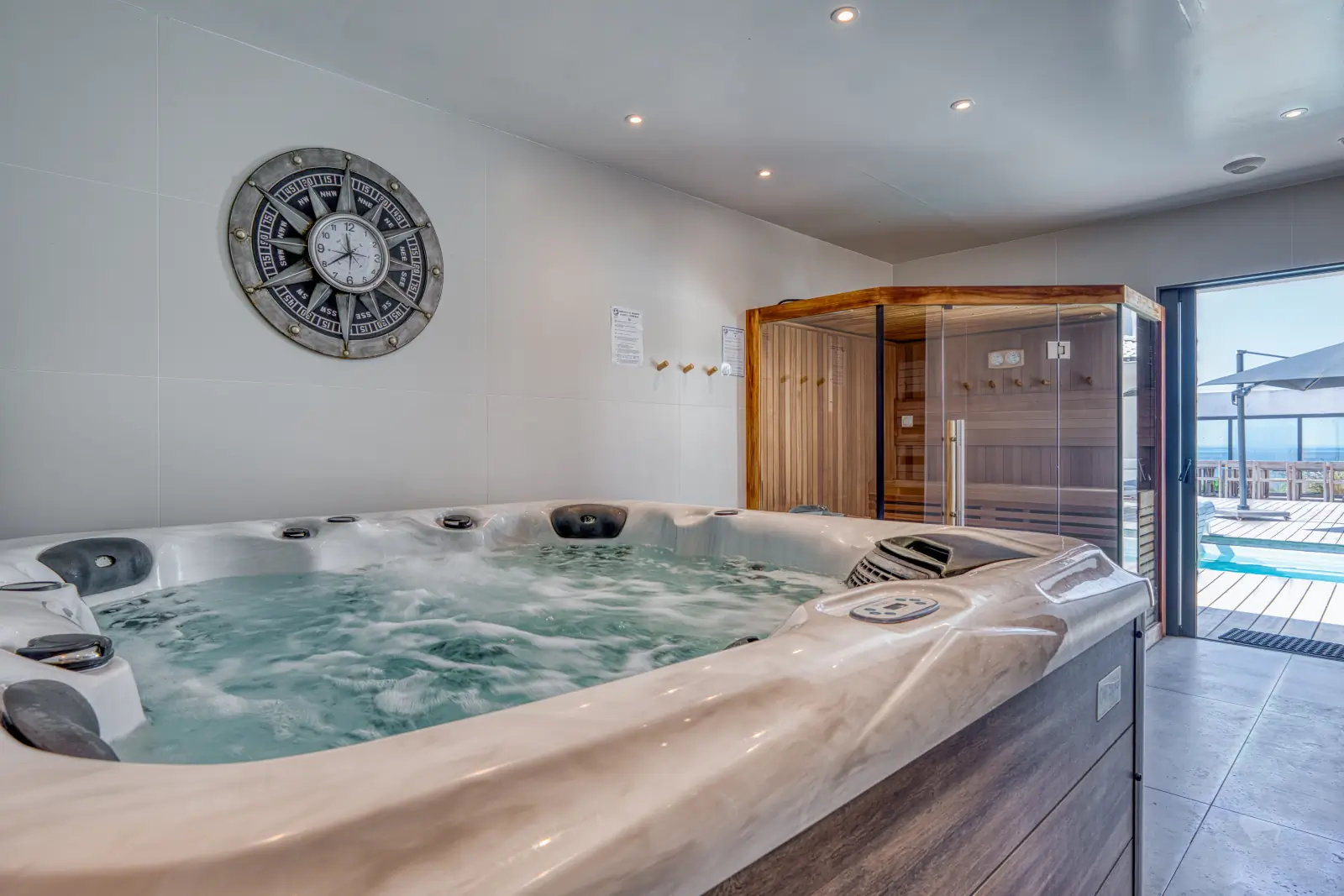conciergerie clefs de l ocean location de villa classee 5 etoiles vendee 85 villa oceans ocean bretignolles sur mer 85470  espace bien etre sauna spa jacuzzi douche hammam 03