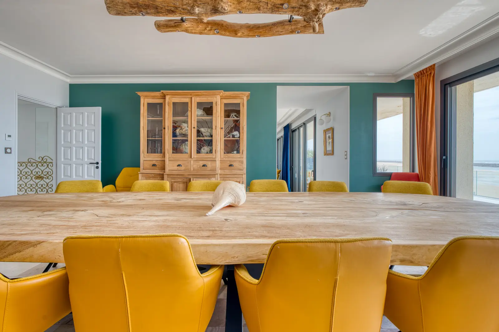 conciergerie clefs de l ocean location de villa classee 5 etoiles vendee 85 villa oceans ocean bretignolles sur mer 85470  espace repas table 14 invites vue mer 04