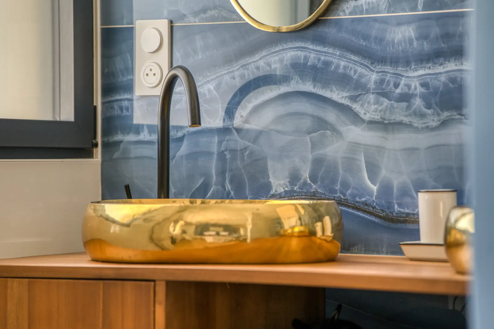 conciergerie clefs de l ocean location de villa classee 5 etoiles vendee 85 villa oceans ocean bretignolles sur mer 85470  salle de douche chambre 1 double vasque 03