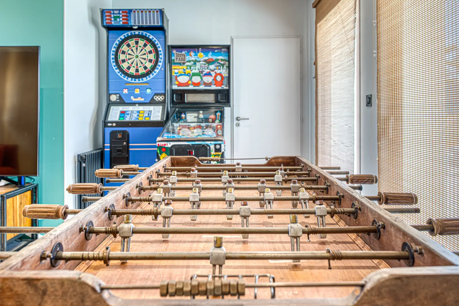 conciergerie clefs de l ocean location de villa classee 5 etoiles vendee 85 villa oceans ocean bretignolles sur mer 85470  salle de jeux television nintendo switch flipper babyfoot flechettes 03