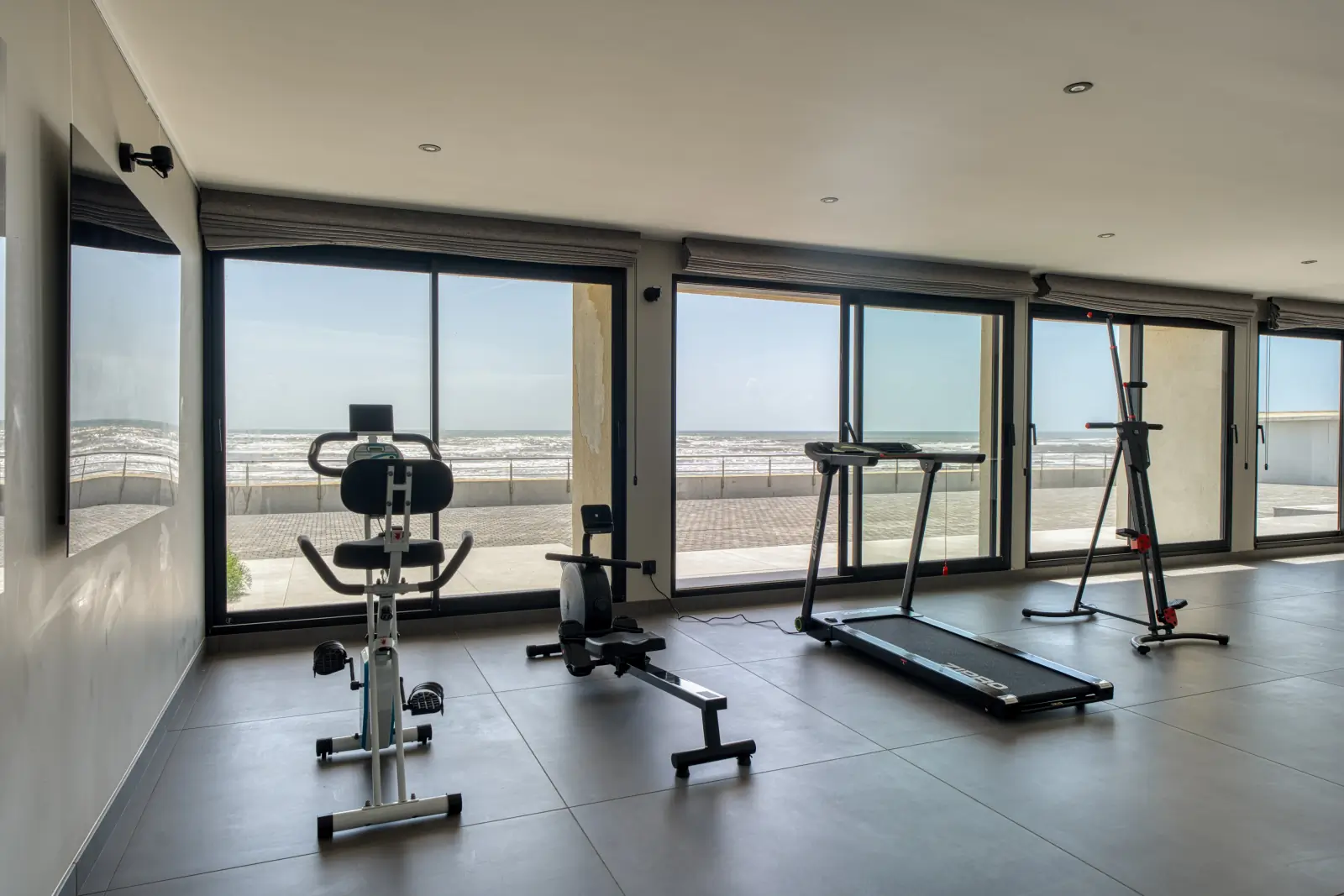 conciergerie clefs de l ocean location de villa classee 5 etoiles vendee 85 villa oceans ocean bretignolles sur mer 85470  salle de sport et musculation vue mer 03