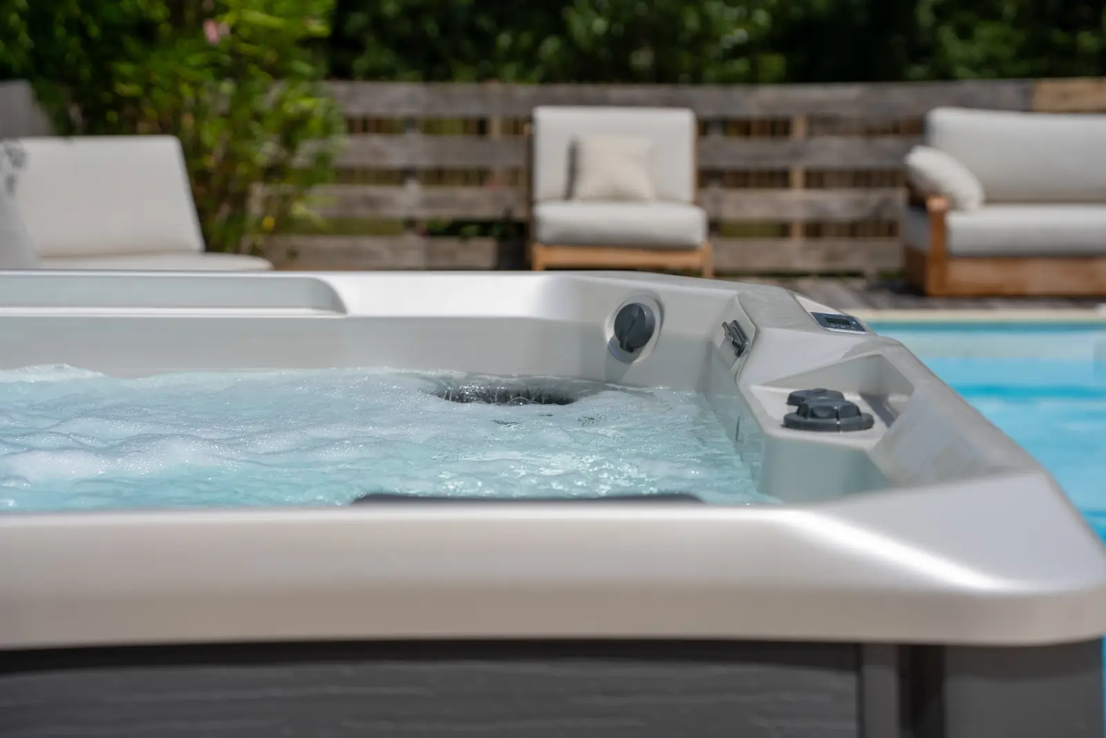 conciergerie clefs de l ocean location de villa vendee 85 les hauts du lac bretignolles sur mer 85470 landevieille  piscine et spa jacuzzi 02