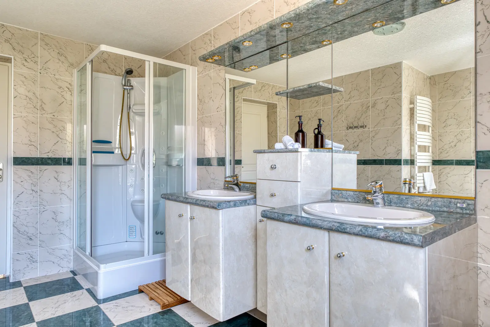 conciergerie clefs de l ocean location de villa vendee 85 les hauts du lac bretignolles sur mer 85470 landevieille  salle de bain entiere 03