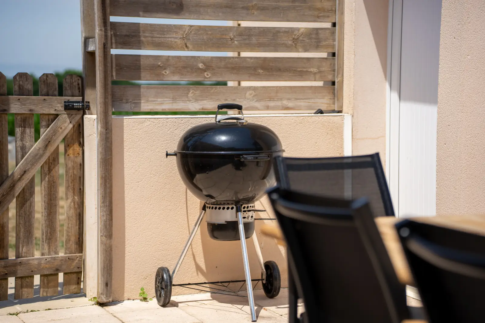 conciergerie clefs de l ocean location de villa vendee 85 les hauts du lac bretignolles sur mer 85470 landevieille  terrasse barbecue bbq 01