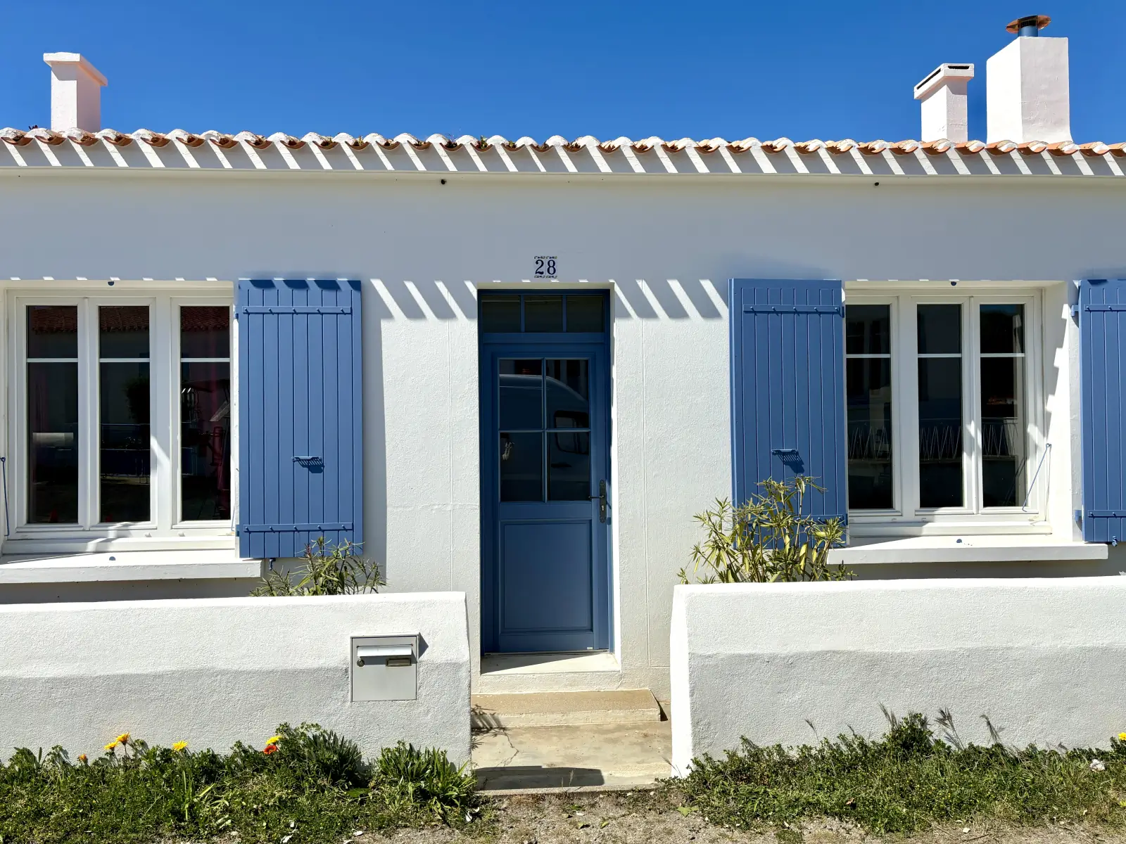 conciergerie clefs de l ocean location de villas 10 personnes jacuzzi vendee 85 villa ker tesson ile yeu 85350 exterieur 01