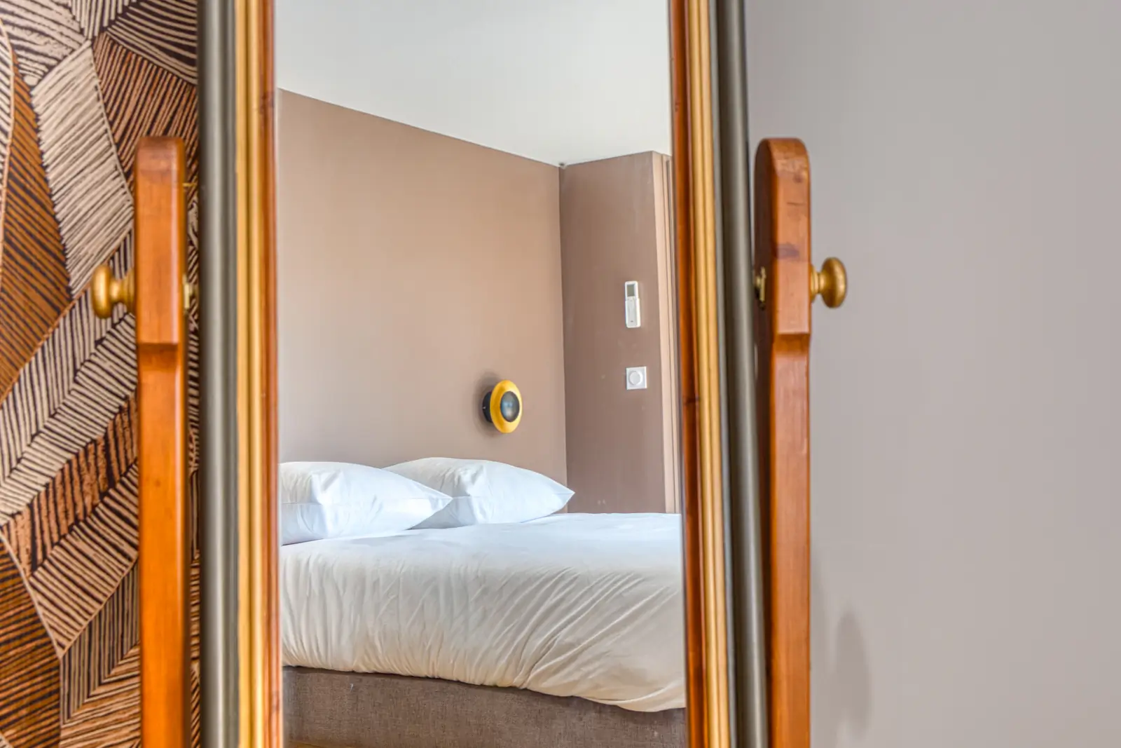 conciergerie clefs de l ocean location de villas 15 personnes piscine vendee 85 villa belvedere brem sur mer 85470  chambre double rez de chaussee loft climatisation ac 04