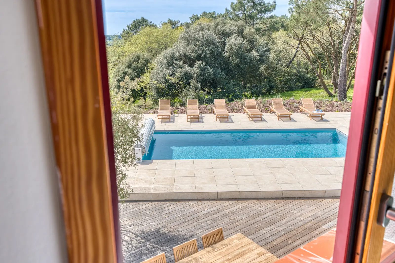 conciergerie clefs de l ocean location de villas 15 personnes piscine vendee 85 villa belvedere brem sur mer 85470  chambre twin etage maison vue piscine 05