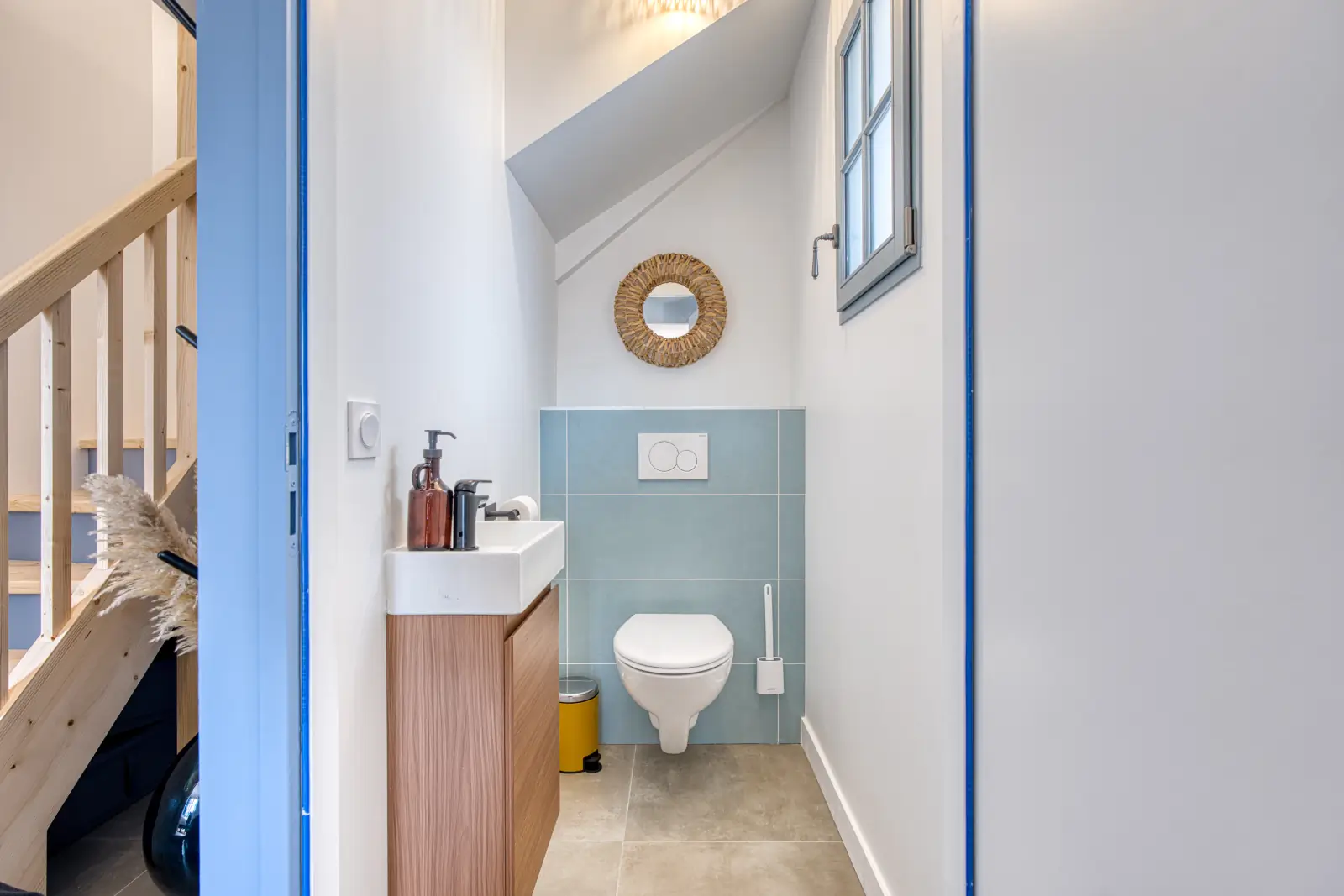 conciergerie clefs de l ocean location de villas 4 6 personnes jacuzzi vendee maison bains de mer saint gilles croix de vie 85800 toilettes avec labao 01