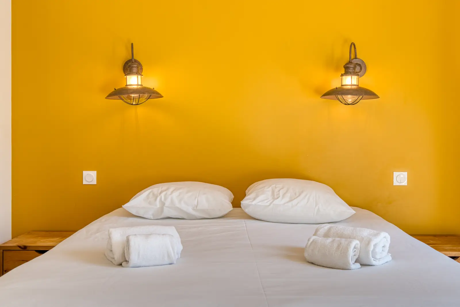 conciergerie clefs de l ocean location de villas vendee 85 villa des dunes brem bretignolles sur mer 85470  chambre double 1 rdc dressing partage 03