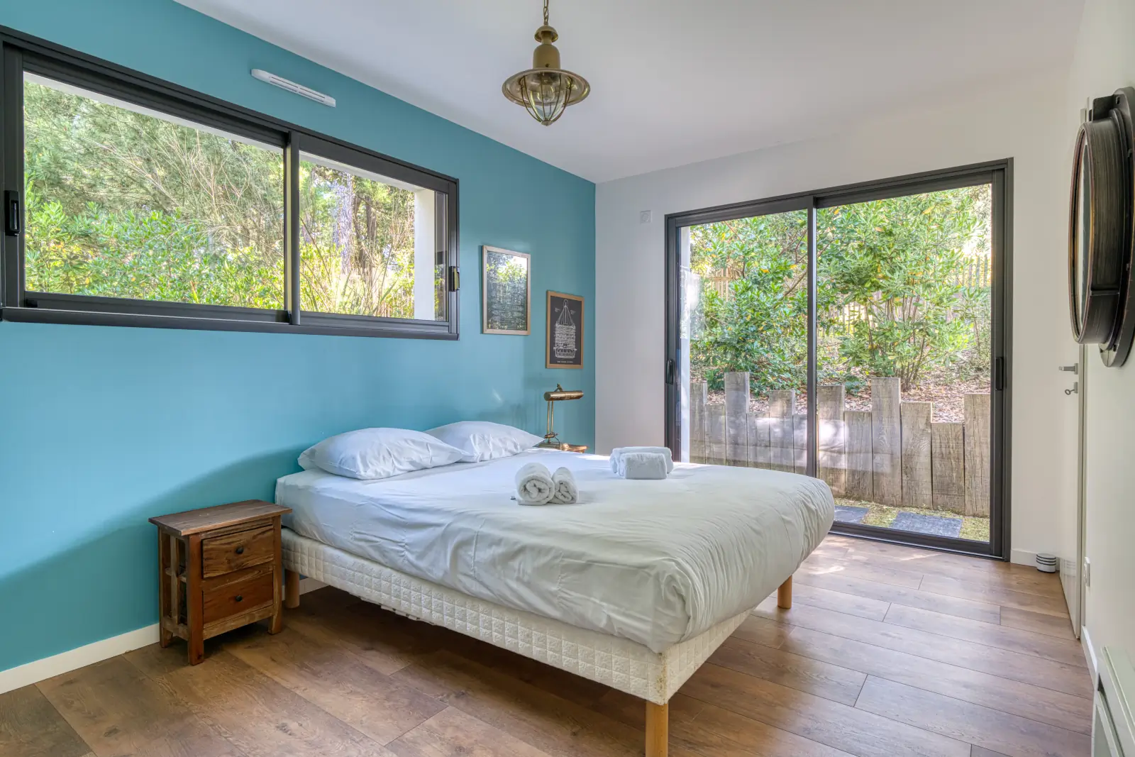 conciergerie clefs de l ocean location de villas vendee 85 villa des dunes brem bretignolles sur mer 85470  chambre double 2 rdc dressing partage 02