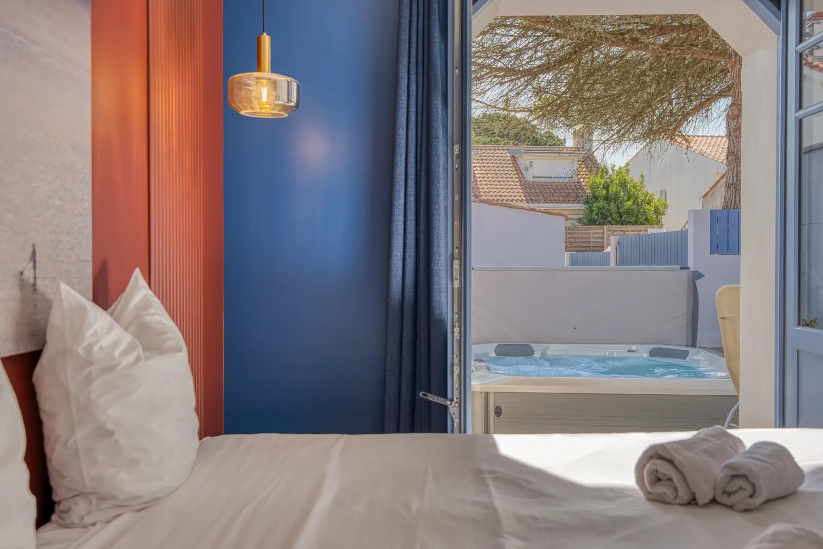 conciergerie clefs de l ocean location de villas—6 personnes vendee villa les bains de mer saint gilles croix de vie sgxv 85222 chambre double twin 03