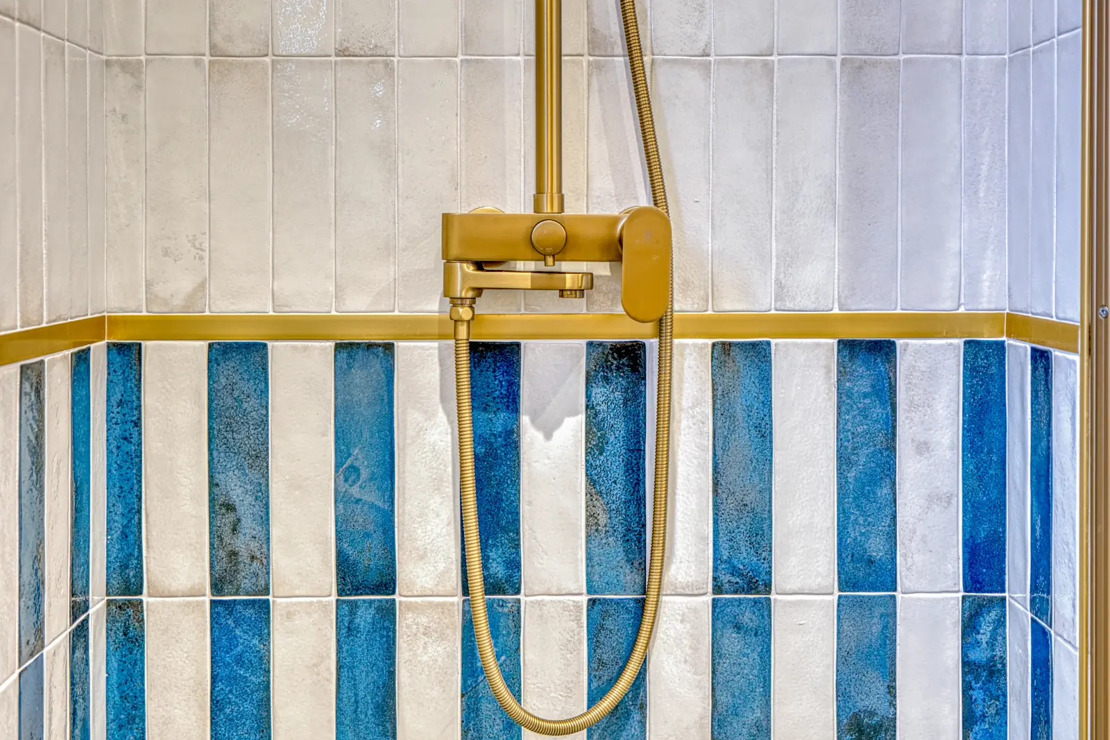 conciergerie clefs de l ocean location de villas—6 personnes vendee villa les bains de mer saint gilles croix de vie sgxv 85222 salle de bain 03