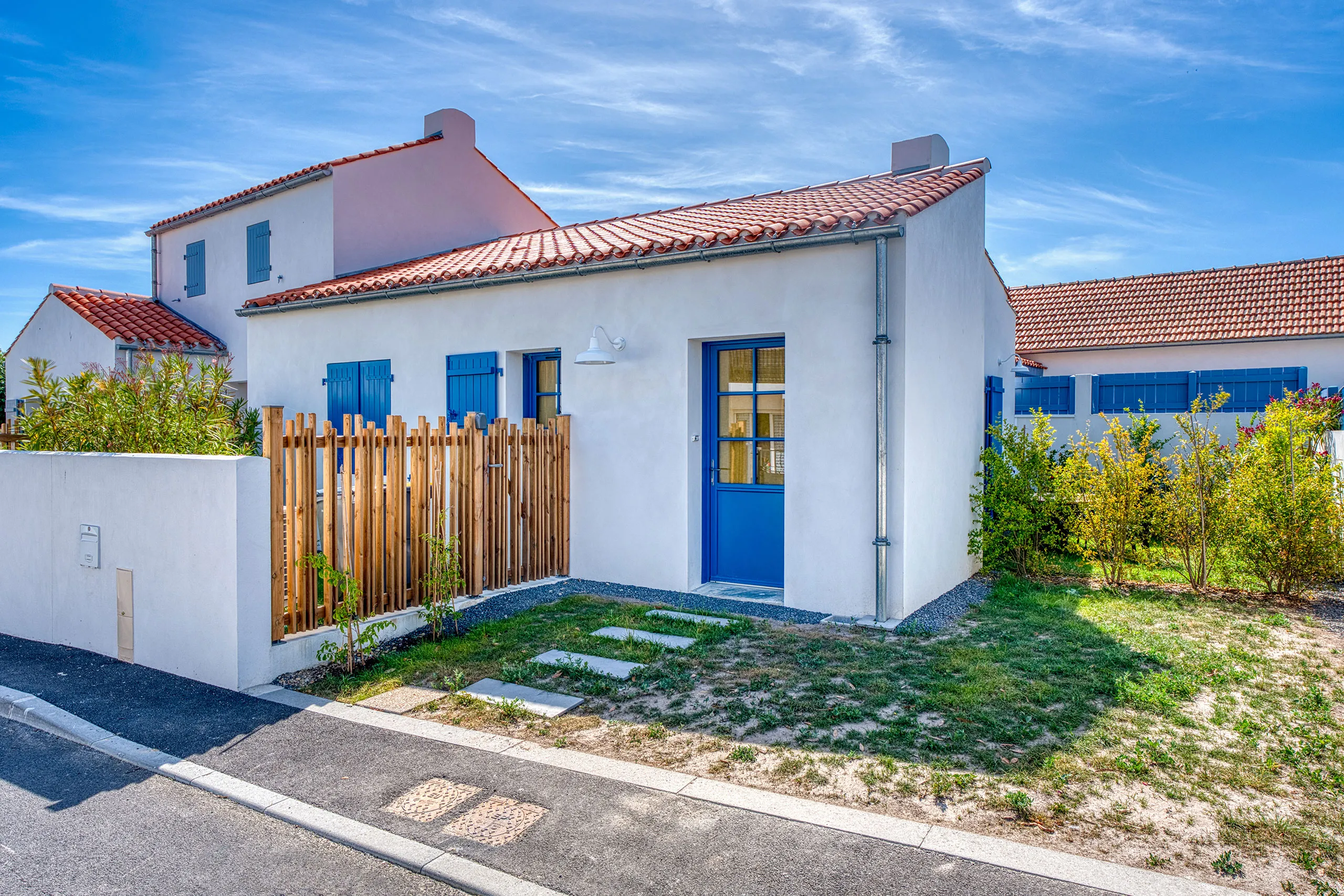 extérieur villa haut de gamme à saint gilles croix de vie