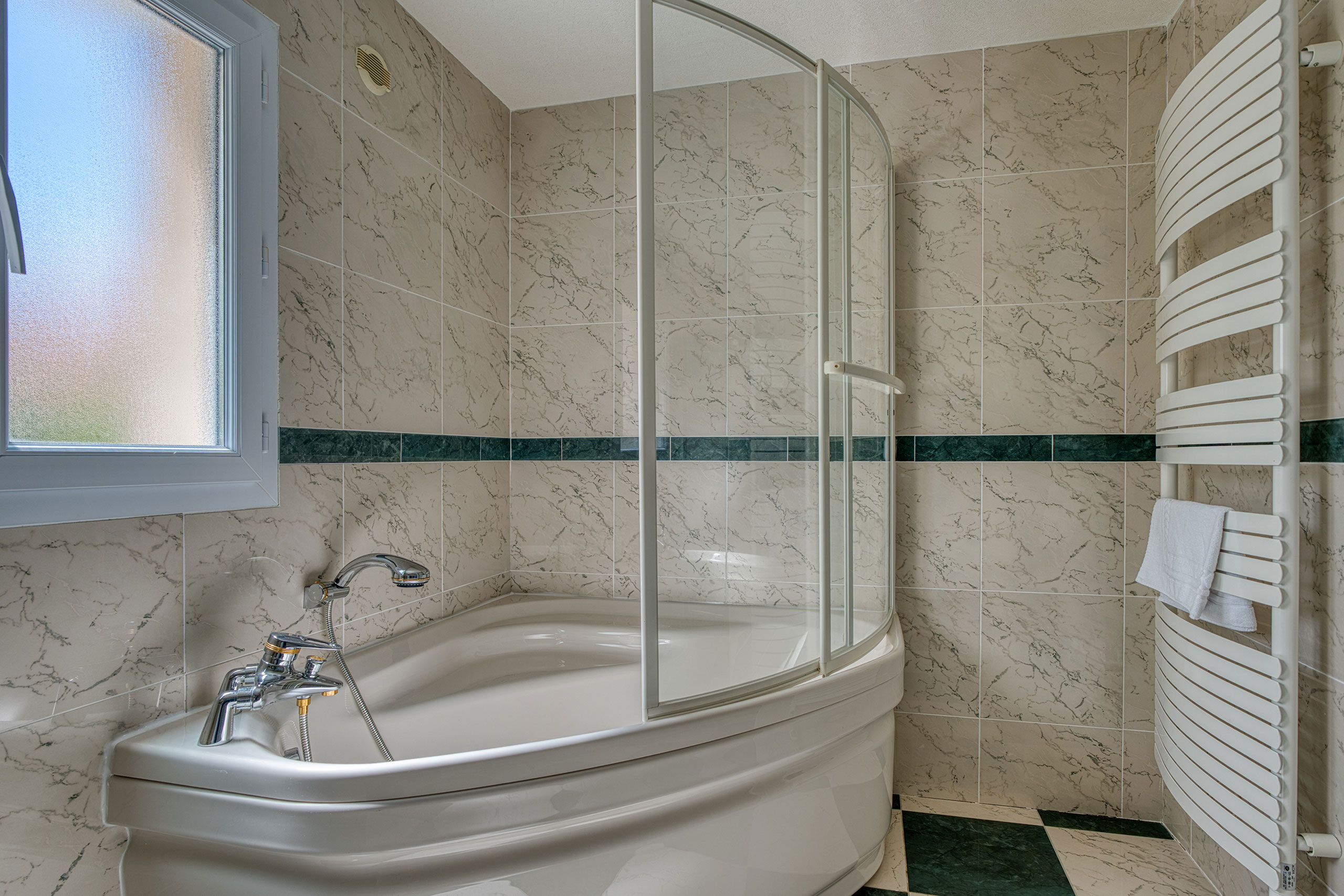 SALLE DE BAIN HAUT DU LAC 6