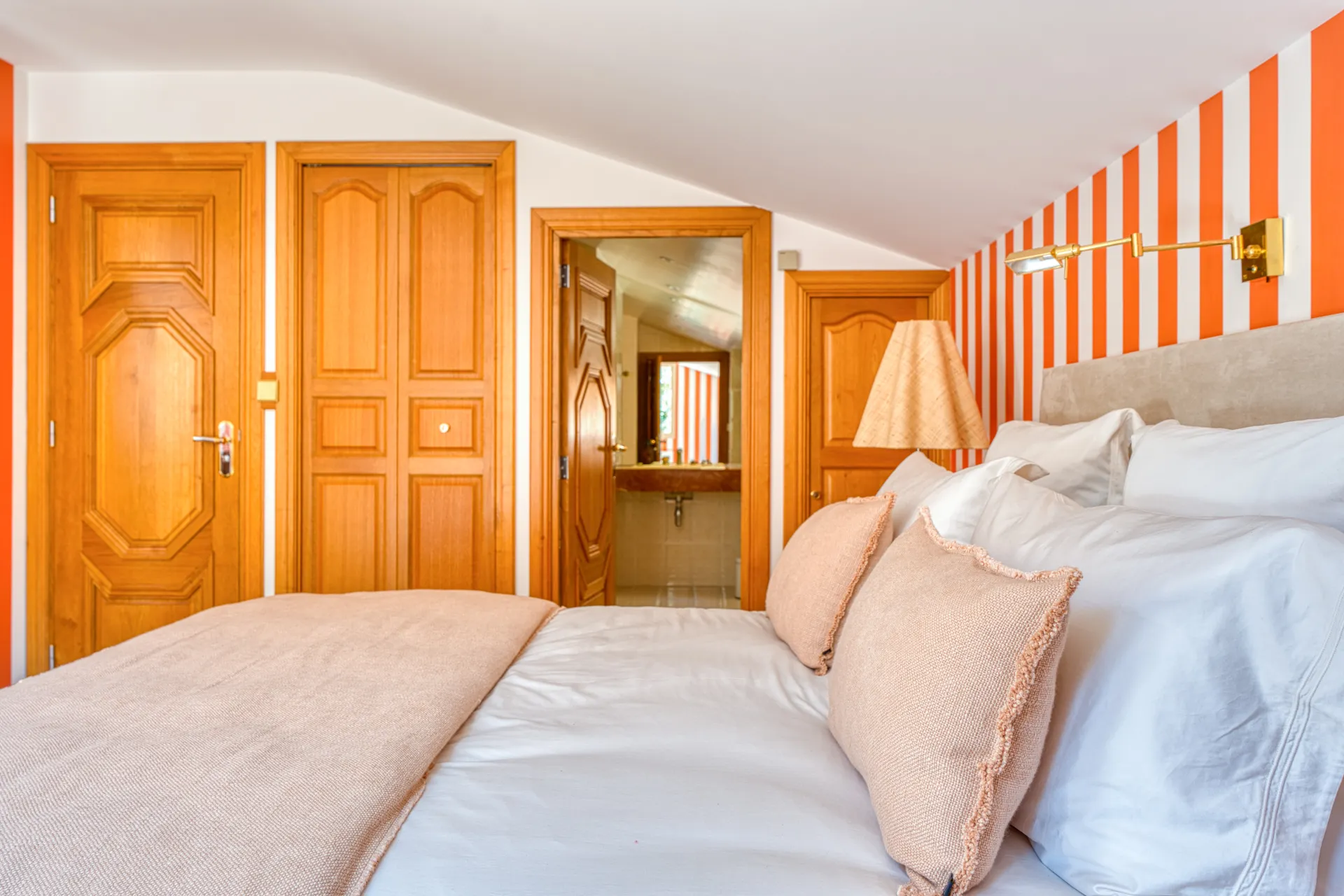 conciergerie clefs de l ocean location villa vendee 85 bord de mer casa luciana talmont saint hilaire cayola sables d olonne chambre 5 salle de bain baignoire wc privatif 04
