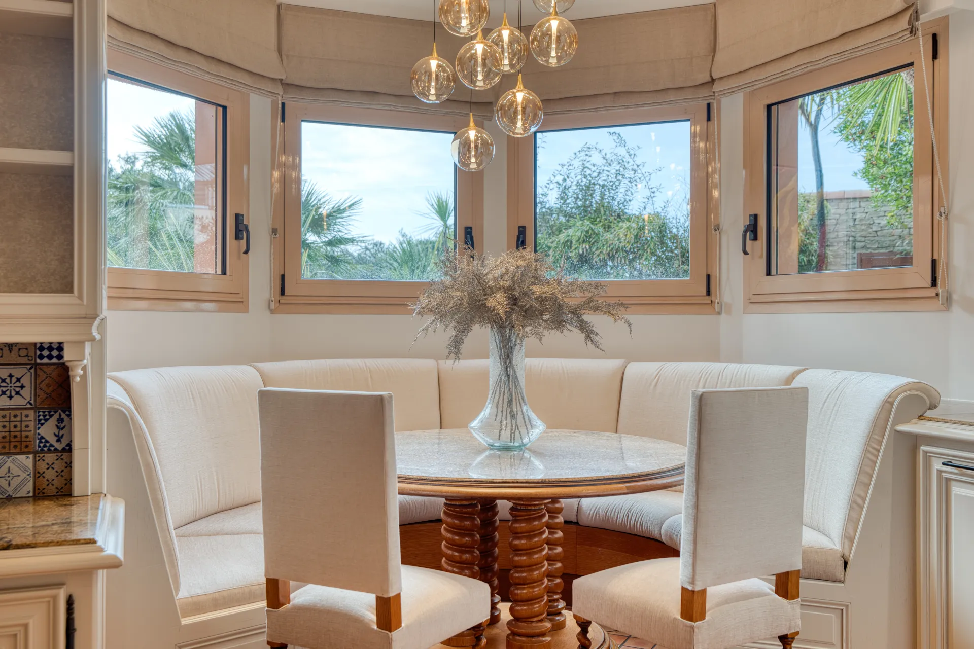 conciergerie clefs de l ocean location villa vendee 85 bord de mer casa luciana talmont saint hilaire cayola sables d olonne cuisine entiere coin repas 07