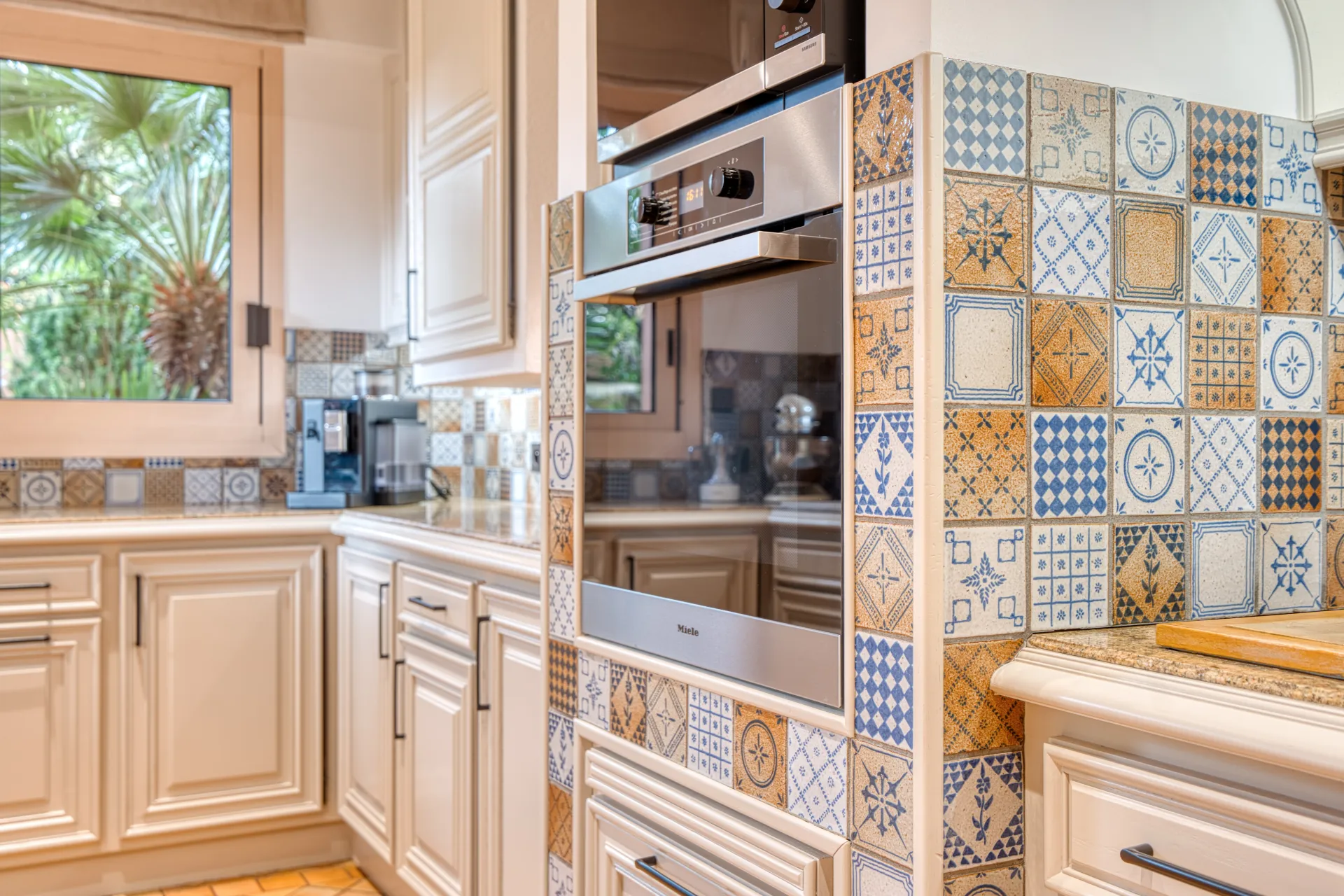 conciergerie clefs de l ocean location villa vendee 85 bord de mer casa luciana talmont saint hilaire cayola sables d olonne cuisine entiere four micro onde 02