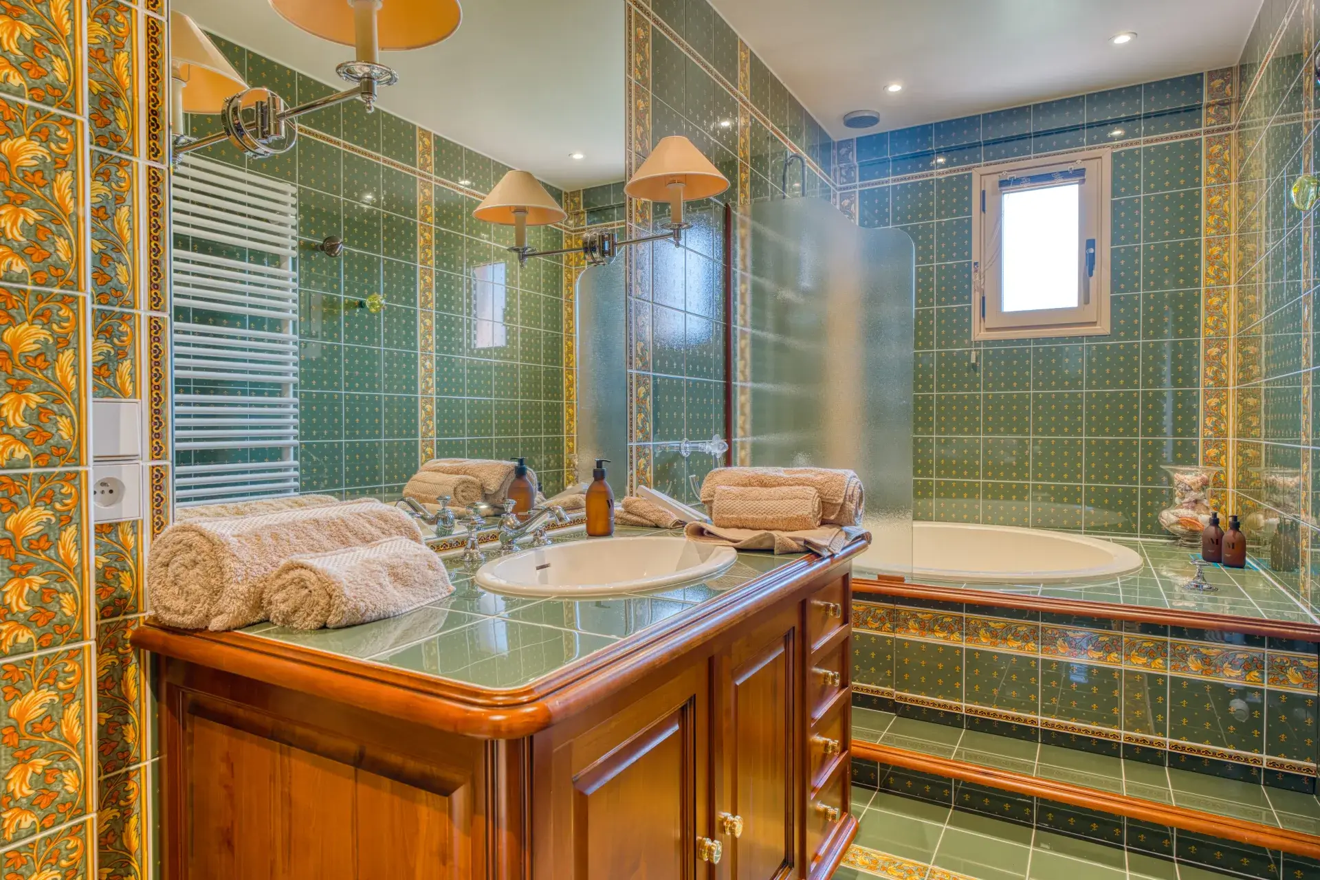 Salle de Bain (Suite Orangeraie)