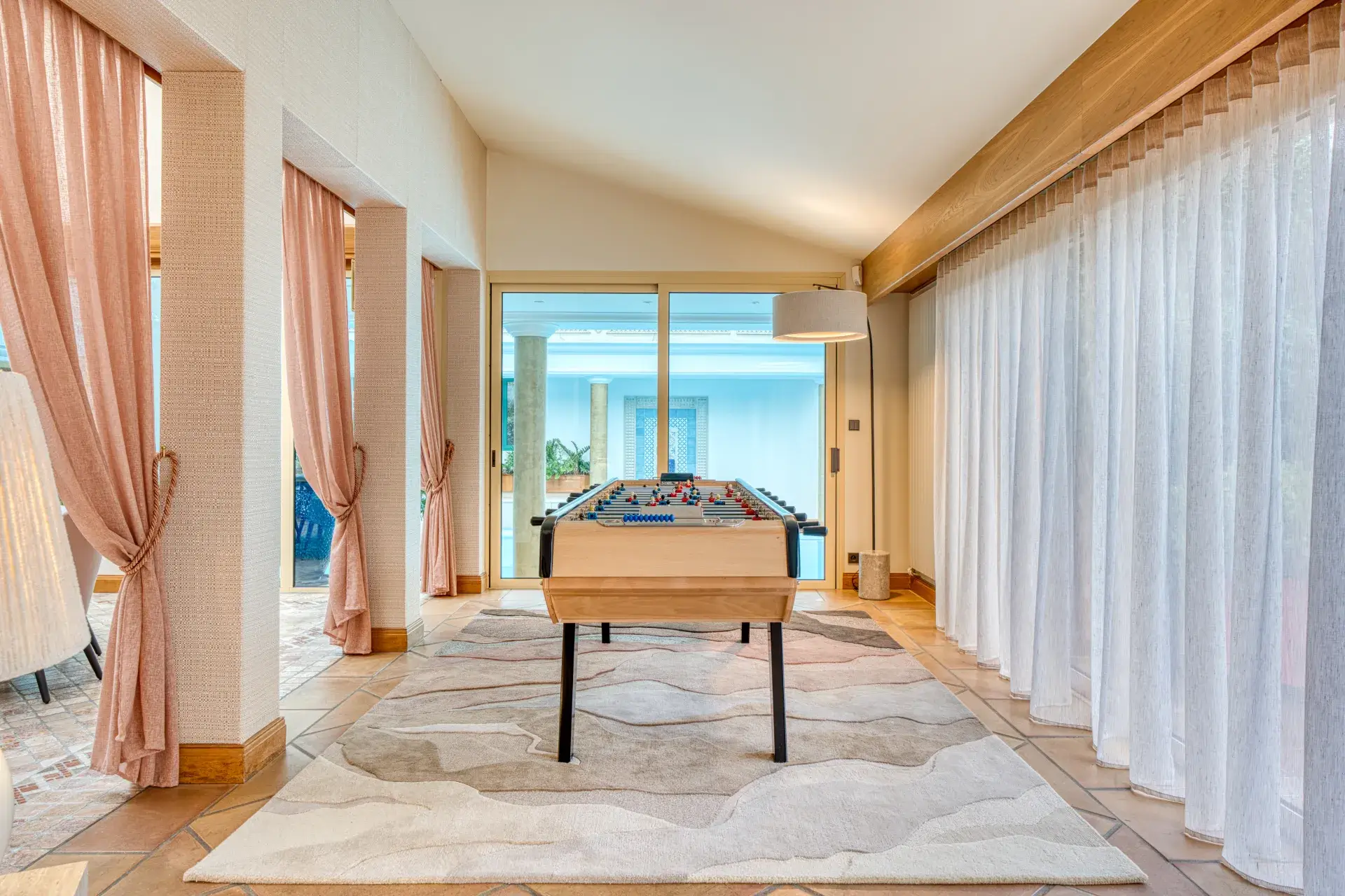 conciergerie clefs de l ocean location villa vendee 85 bord de mer casa luciana talmont saint hilaire cayola sables d olonne salon baby foot 8 joueurs 05