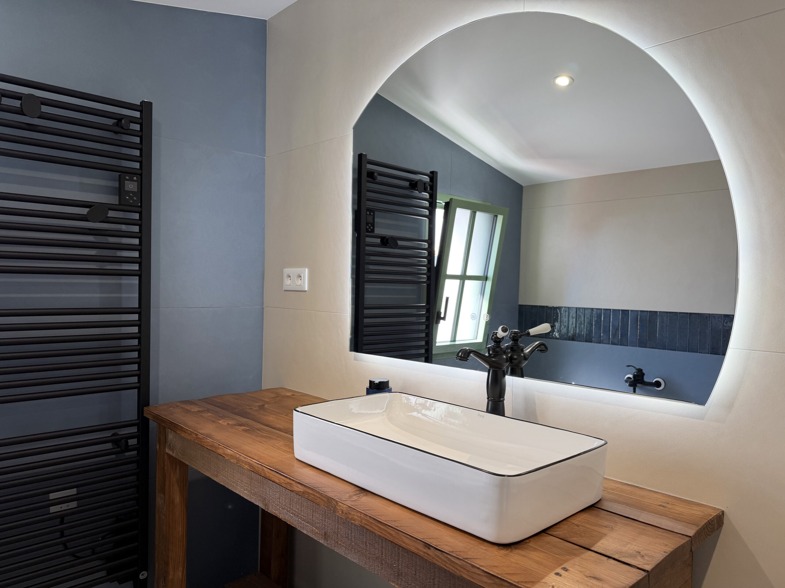 Salle de bain de la location de vacances villa Ker Tesson à l'Ile d'Yeu en Vendée