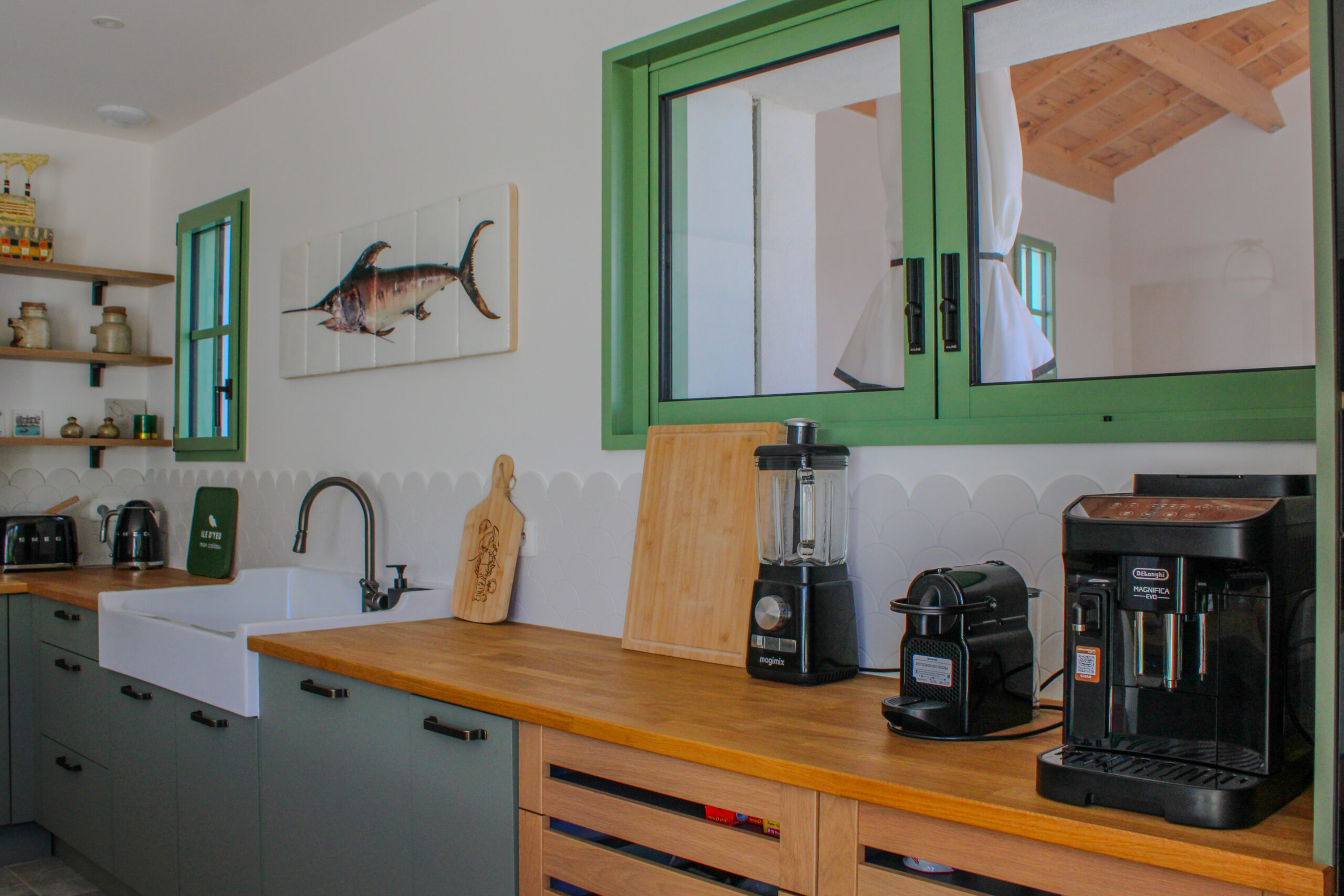 Les détails de la cuisine villa Ker Tesson en Vendée à l'Ile d'Yeu