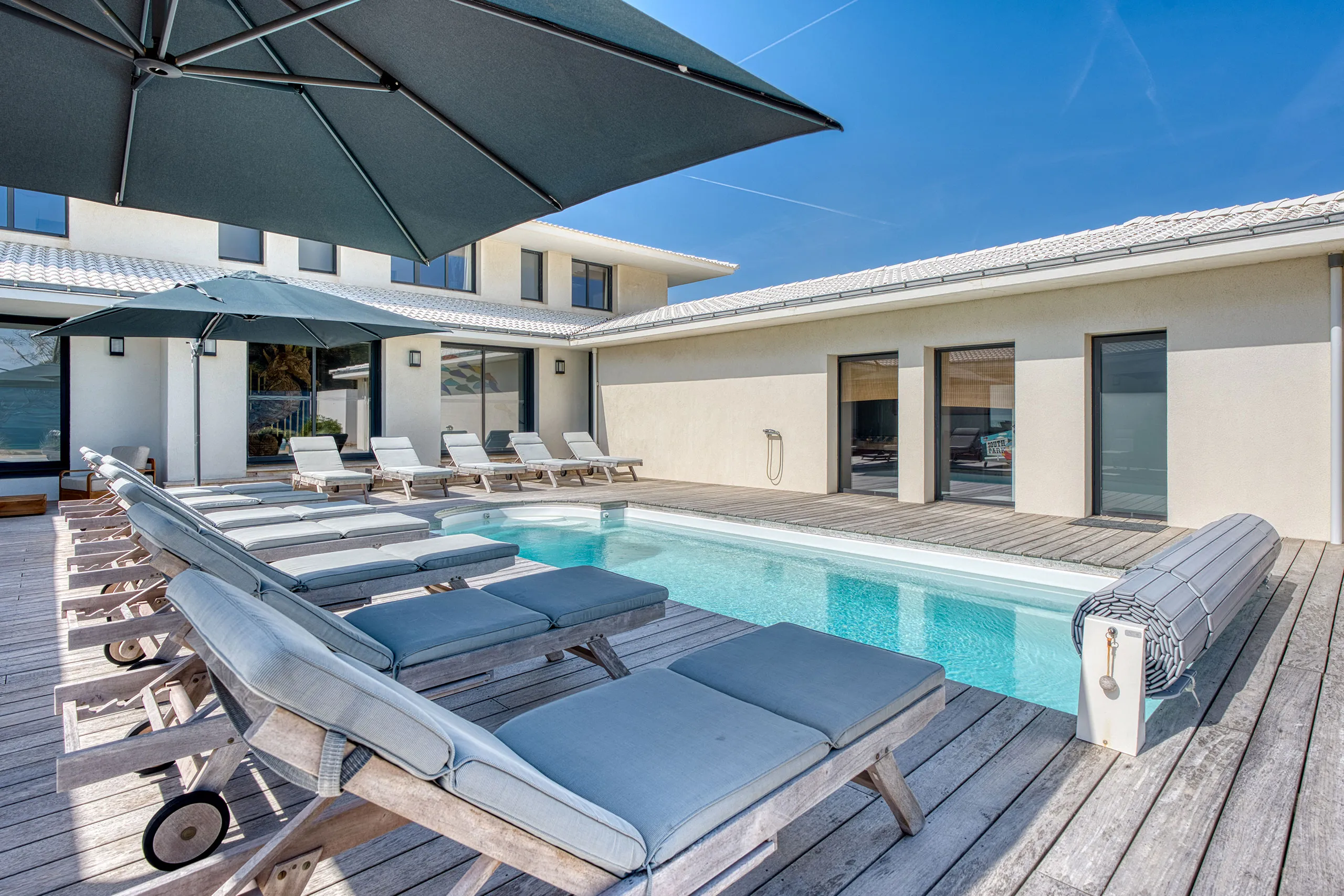 conciergerie les clefs de l'océan vendée villa océans brétignolles sur mer piscine extérieure